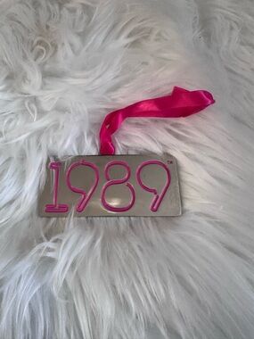 1989 Metal Ornament Sign with Hot Pink Ribbon